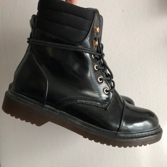 doc martin look alike